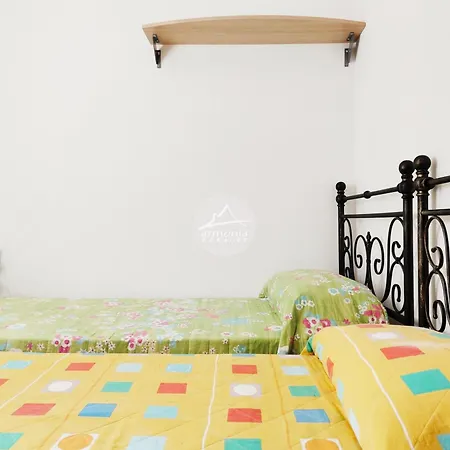 Acquaviva شقة